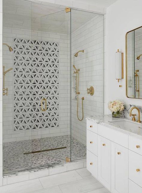 Walk in Shower with Mosiac Tile Art Piece - Decoist Hexagon Shower Floor, Shower Accent Tile, Tile Shower Niche, Chicago Interior Design, Shower Wall Tile, Window In Shower, Marble Showers, Shower Floor Tile, Park House