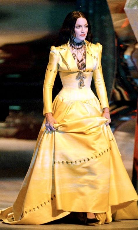 Madonna Fashion, Madonna Pictures, Olivier Theyskens, She Walks In Beauty, Fashion Articles, Material Girl, Material Girls, Yellow Dress, Fashion Advice