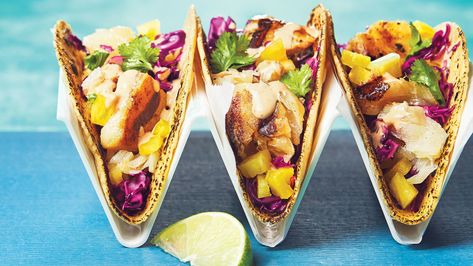 Grilled Haddock Tacos with Chipotle Mayo. Meaty haddock meets smoky chipotle sauce in these tasty tacos, but the unsung hero is the quick-pickled cabbage that lends a bit of sour crunchiness and elevates all the other flavors. Haddock Fish Tacos, Haddock Tacos, Grilled Haddock, Chipotle Mayo Recipe, Baked Fish Tacos, Baked Haddock, Haddock Recipes, Gluten Free Fish, Chipotle Mayo