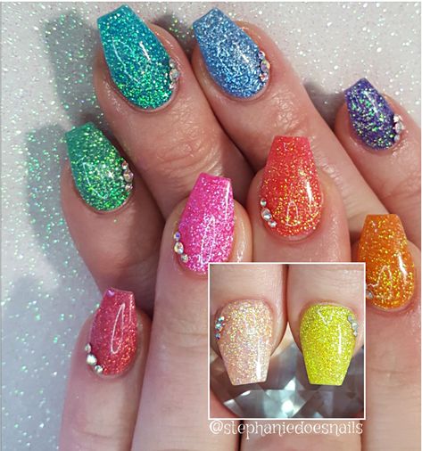 Rainbow glitter Multi Colored Glitter Nails, Rainbow Glitter Nails Acrylic, Glitter Rainbow Nails, Hue Nails, Rainbow Glitter Nails, Nail Options, Glitter Nails Acrylic, Glittery Nails, Nail Time