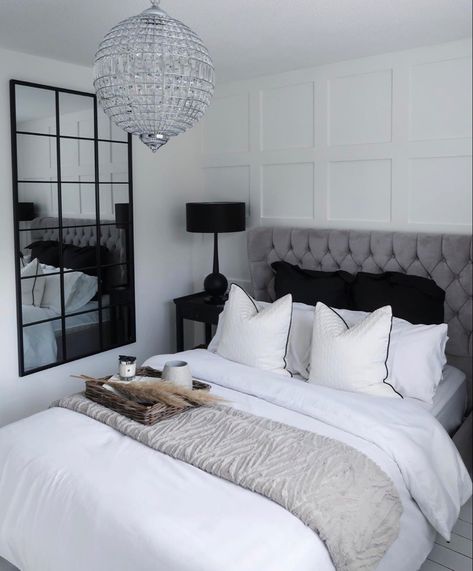 Bedroom Ideas For Couples Black, Bedroom Interior Design Luxury Classy, Black Luxury Bedroom, Black And Grey Bedroom, Bedroom Ideas Luxury, Black Bedroom Decor, Bedroom Ideas For Couples, Grey Bedroom Decor, Bedroom Interior Design Luxury