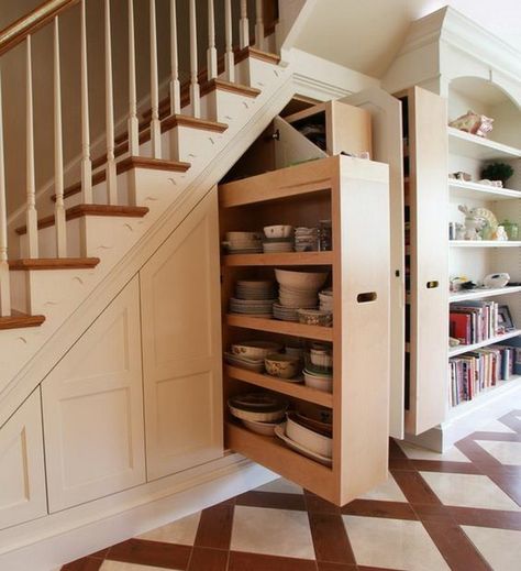 awesome 10 Incredible Under the Stairs Utilization Ideas to Inspire You http://matchness.com/2018/02/11/10-incredible-stairs-utilization-ideas-inspire/ Cabinet Under Stairs, Under Stairs Storage Solutions, Space Under Stairs, تحت الدرج, Stairs Makeover, Staircase Storage, Under The Stairs, Basement Stairs, Stair Decor