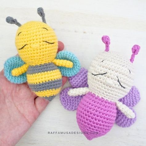 Mini Butterfly or Bee Amigurumi • RaffamusaDesigns Crochet Beehive, Amigurumi Bee, Bee Crochet, Mini Butterfly, Bee Free, Bee Toys, Lovey Pattern, Easy Crochet Animals, Crochet Stitches Guide