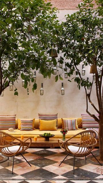 El Fenn Hotel Marrakech on Instagram: "To really experience Marrakech is to be immersed in its colour, vibrancy and artisanal heritage. Spending time in our orange courtyard, day or night, is food for the soul. #marrakech #elfennmarrakech #courtyard #lanterns #immerseyourself" El Fenn Marrakech, Granny Unit, Marrakech Gardens, El Fenn, Food For The Soul, Outdoor Lounge Area, Luxury Boutique Hotel, Space Ideas, Lounge Area