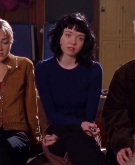 Madeline And Louise Outfits, Madeline Gilmore, Madeline Lynn, Shelly Cole, Gilmore Girls Characters, Eye Roll, Gilmore Girls, Fitness Inspo, Role Models