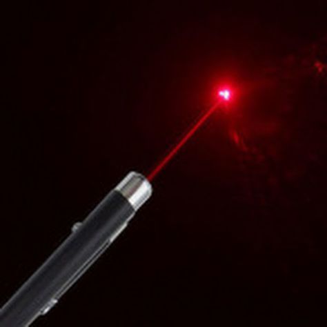 With a cool and stylish Red Laser Pointer, equip yourself for the crisp presentation in the office. Buy now:CashAndTerry.com Presentation Graphics, Green Laser Pointer, Red Beam, Cat Laser, Projection Screens, Laser Pointer, Green Laser, Red Purple, Beams