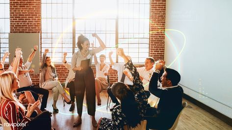 People in a meeting room | premium image by rawpixel.com / kwanloy Walking In My Purpose, Na Recovery, Photos For Business, Health Illustration, Church Social Media, Corporate Event Design, Social Media Creative, Office People, Finance Management