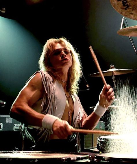 Ben Hardy Bohemian Rhapsody, Ben Hardy Roger Taylor, Where Did You Sleep Last Night, Benjamin Hardy, Queen Movie, Roger Taylor Queen, Ben Hardy, Queen Photos, Roger Taylor