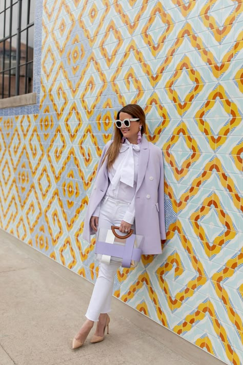 Atlantic-Pacific x Halogen Lilac Blazer at an LA Tile Wall - Style Charade Lilac Blazer, Blazer Street Style, Chicago Fashion, Giovanna Battaglia, Mens Fashion Blazer, Cropped White Jeans, Anna Dello Russo, Purple Outfits, Night Out Outfit