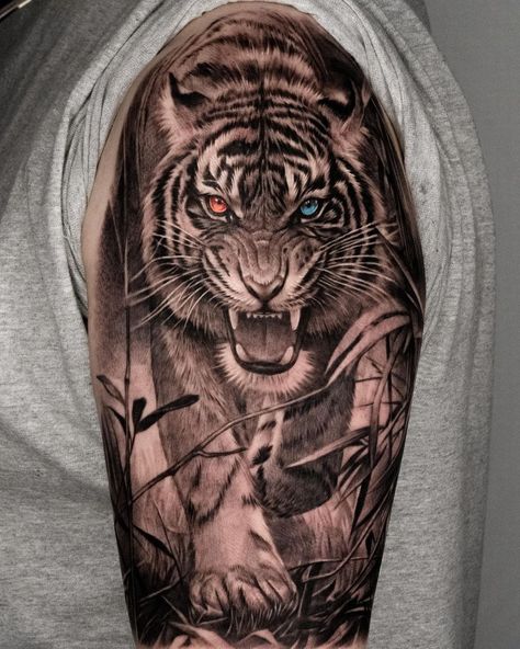 Cool Tiger Tattoos, Shoulder Tiger Tattoo, Tiger Tattoo On Forearm, Jun Cha Tattoo, Tiger Forearm Tattoo, Tiger Tattoo Meaning, Tiger Tattoo Designs, Tattoos Tiger, Black Panther Tattoo