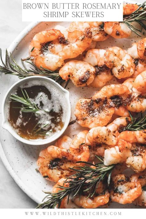 Tender shrimp skewered on rosemary branches and cooked in rosemary infused brown butter. You have to try this Brown Butter Rosemary Shrimp Skewers recipe!#shrimpskewerappetizer #shrimpskewers #shrimpskewerrecipe #brownbuttershrimp Rosemary Skewers, Shrimp Skewer Recipes, Coconut Curry Shrimp, Kitchen Brown, Skewer Appetizers, Christmas Miracle, Holiday Appetizers Recipes, Shrimp Appetizers, Shrimp Skewers