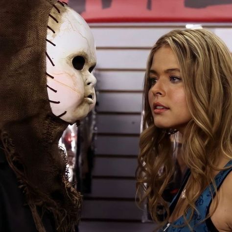 Alison Pretty Little Liars, Alison Dilaurentis, Halloween Episodes, Sasha Pieterse, Tv Girls, Manado, Pretty Little Liars, Gossip Girl, Top Tier