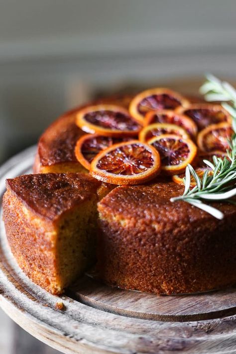 Rosemary Polenta, Whole Orange Cake, Polenta Cake, Polenta Cakes, Orange Cake, Orange Recipes, Gluten Free Cakes, Food Cakes, Gluten Free Baking