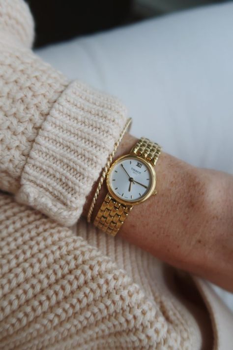 The Jewelry Pieces I Never Need (or Want) to Take Off from Yearly Co. – Amelia Styles | A Lifestyle Blog Timeless Womens Watch, Styling Watches Women, Golden Watch Aesthetic, Gold Watch Outfits Women, Dress Watch Women, Good Watch Women, Feminine Watches Classy, Simple Gold Watch, Dainty Gold Watch Women