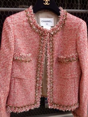 Chanel Style Jacket, Chanel Tweed Jacket, Chanel Fashion Show, Chanel Resort, Sewing Clothes Women, Mode Chanel, Chanel Jacket, Chanel Inspired, Chanel Couture