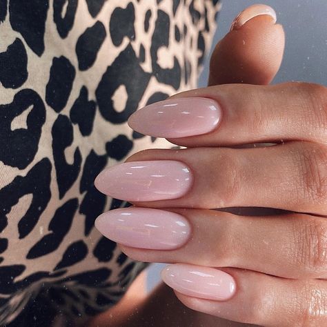 Casual Nails, Classy Acrylic Nails, Soft Nails, Pink Nail, Oval Nails, Neutral Nails, Fire Nails, Chic Nails, Best Acrylic Nails