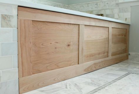 natural wood panel tub skirt Bathtub Apron Ideas, Tub Front Panel, Tub Skirt, Tub Surround Ideas, Wood Bathtub, Tub Remodel, Bathtub Surround, Diy Bathroom Makeover, Wood Bath