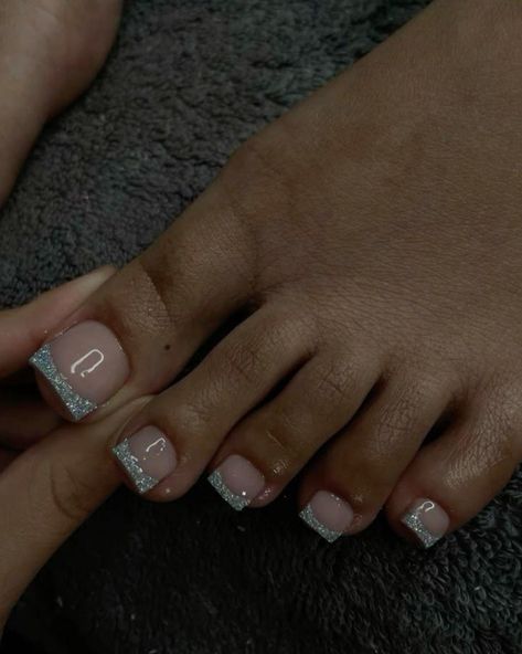 Wedding Toe Nails For Bride, White Toenail Designs, Cute Toenail Designs, Acrylic Nails And Toes, Elegant Nail Ideas, Wedding Toe Nails, Icy Nails, French Toe Nails, Glitter Toe Nails