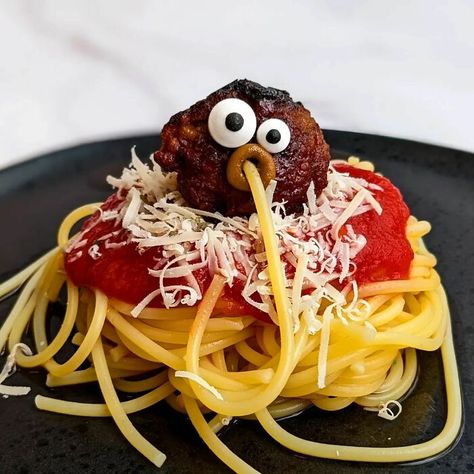 Funny Food Pictures, Whimsical Food, Food Art For Kids, Food Artists, Amazing Food Art, Creative Food Art, Food Memes, Easy Food Art, Food Combining