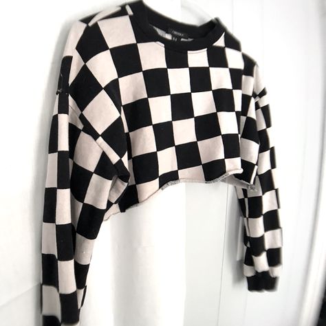 Vintage Checkered Crop Top, Never Worn Checkered Clothing, Checker Outfit, Checkered Clothes, Checkered Crop Top, Checkered Outfit, Checkered Top, Outfit References, Check Tops, Crop Long Sleeve