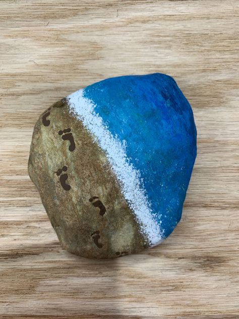 simple, easy idea. fun to make!!🌊 #rockpainting #ocean #footprints #waves #beach #sand Beach Rock Painting, Waves Beach, Beach Rocks, Painting Rocks, Beach Sand, Rock Painting, Painted Rocks, Diy And Crafts, Water