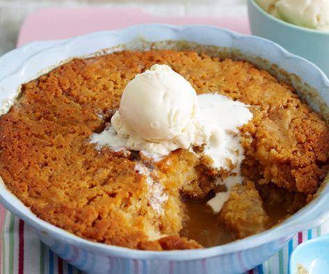 Caramel apple self-saucing pudding Apple Pudding, Pudding Cakes, Self Saucing Pudding, Passionfruit Recipes, Hot Desserts, Winter Dessert, Tandoori Masala, Winter Desserts, Pudding Cake