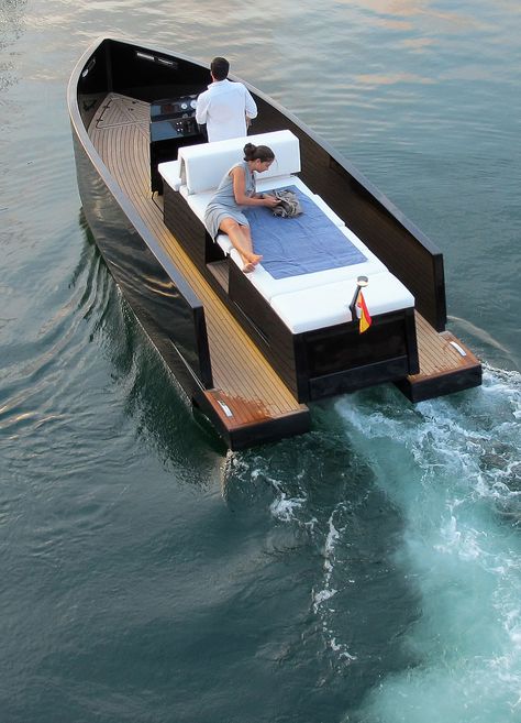 Deantonio Yachts presents the D23. Details here... Mini Yacht, Classic Wooden Boats, Build Your Own Boat, Cool Boats, Wood Boats, Boat Stuff, Boats Luxury, Used Boats, Yacht Boat