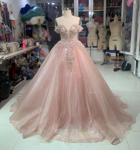 Iridescent Prom Dress, Silver Glitter Dress, Pink Sparkly Dress, Light Pink Prom Dress, Sparkly Prom Dresses, Pretty Quinceanera Dresses, Blush Pink Dresses, Light Pink Dress, V Neck Prom Dresses