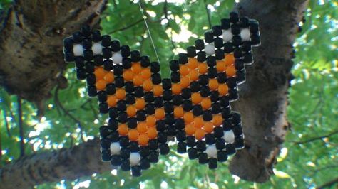 Butterfly Kandi Pattern, Pony Bead Butterfly, Kandi Butterfly, Bead Butterfly, Beads Projects, Kandi Beads, Pony Bead Projects, Kandi Inspo, Pony Bead Crafts