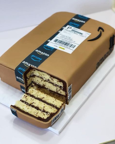 #special #delivery #amazon #package #cake #lol #fun Amazon Package, Cake Lol, Realistic Cakes, Special Delivery, Best Recipes, Good Food, Dessert, Packaging, Cake