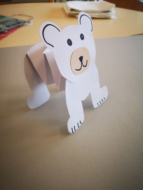 Hibernation Preschool Activities, Hibernation Crafts, Polar Bear Baby Shower, Polar Bear Craft, Seal Craft, Urs Polar, Polar Bear Art, Stem Crafts, Winter Kindergarten