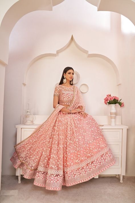 #weddinglehenga #lehengadesigner #lehengabridal #lehenga #lehengaforwomen #indianlehenga #indianwedding #partywearlehenga #wedding #weddingdress #indianweddingdress #pakistanilehenga #lehengaskirt #lehengablouse #banarasilehenga #partylehenga #weddingsaree #mehendilehenga #lehengadupatta #navratrilehenga #redlehenga #kidslehenga #greenlehenga #partywearlehenga #florallehenga #bridesmaidlehenga #netlehengaweddingdresses #redweddinglehenga #redweddingdress #uniqueweddingdress #bluelehenga Lengha Bridesmaid, Embroidery Lengha, Lehenga Shoot, Jewelry Pairing, Bridle Dress, Fancy Lehenga, Engagement Lehenga, Suite Design, Desi Fits