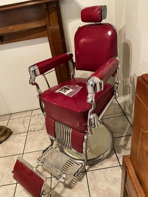 Lot - Vintage Belmont Mid Century Barber Chair w/ Red Upholstery.  Vintage Belmont Mid Century Barber Chair w/ Red Upholstery Measures: Approximately 44''x 29''x 47'' Barber Chair Vintage, Barber Chair For Sale, Barber Chairs, Vintage Barber, Chair Vintage, Barber Chair, Retro Pop, Tattoo Shop, Desk Chair