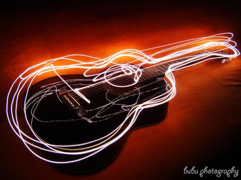 Light Painting Ideas, Light Trail Photography, Light Graffiti, Drawing With Light, Guitar Light, Trail Photography, Light Drawing, Light Painting Photography, Gcse Photography