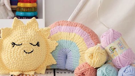 With cuteness with some practicality involved, these 121 Assorted Land and Sea Patterns range from plants, sea creatures and market vegetables and bags. Sun Pillow, Pillow Crochet Pattern, Crochet Pillow Patterns Free, Bernat Baby Blanket Yarn, Pillow Crochet, Crochet Crowd, Rainbow Pillow, Crochet Cat Pattern