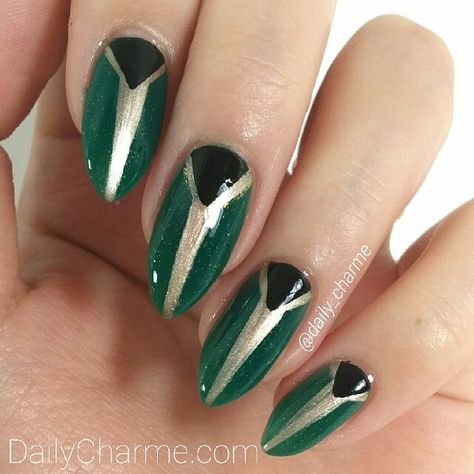 Thor Nails Designs, Loki Acrylic Nails, Loki Makeup Female, Loki Nails Designs, Marvel Nails Designs Easy, Loki Nail Art Designs, Loki Nail Art, Loki Inspired Makeup, Loki Nails