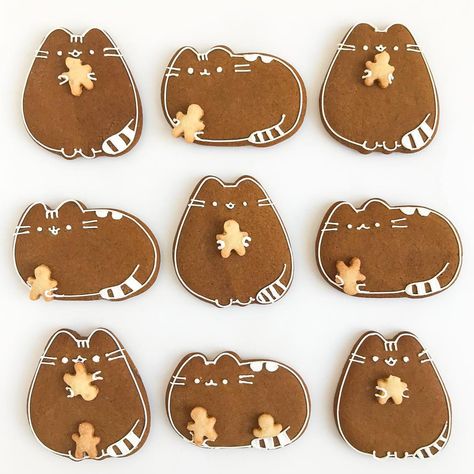 645 Likes, 18 Comments - Patti Paige (@bakedideas) on Instagram: “Gingerbread Pusheen getting into cookie swap season. 🎄” Cat Gingerbread, Gingerbread Cat, Cat Baked Goods, Cookies For Cats, Cookie Cat Recipe, Kitty Cat Cookies, Pusheen Cat Cookies, Pusheen Cookies, Christmas Fair Ideas