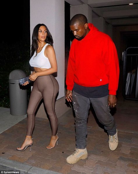 Kanye West Style, Kanye West And Kim, Kim Kardashian Outfits, Kim And Kanye, Kardashian Outfit, Kim Kardashian And Kanye, Kardashian Family, Kim Kardashian Style, Kardashian Style