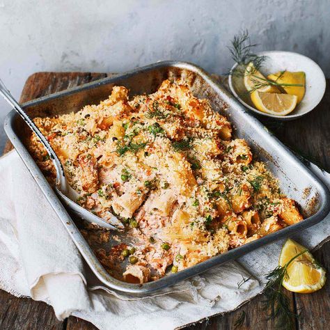 Rigatoni Bake With Salmon Rigatoni Pasta Bake, Rigatoni Bake, Rigatoni Recipe, Rigatoni Recipes, Flaked Salmon, Rigatoni Pasta, Weeknight Dinner Recipes Easy, Cooking Seafood, Salmon Recipe