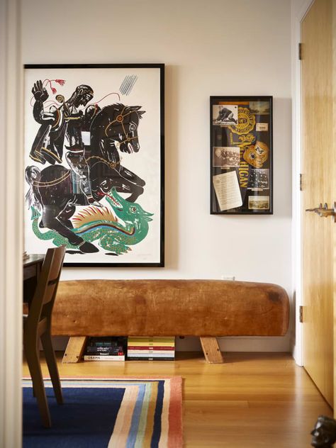 This Brooklyn Rental Is Home to an Art-Collecting Couple and Over 100 Shrimp Modern Art Gallery Wall, Glam Apartment, Masculine Interior, Modern Art Gallery, Art Gallery Interior, Kitchen Artwork, Brooklyn Apartment, Vintage Bar Carts, Farmhouse Pottery