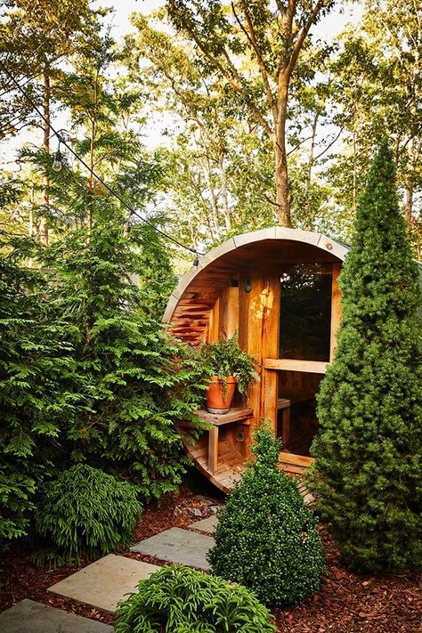 Wooden Sauna, Hamptons Home, Sauna Diy, Sacred Garden, Farm Plans, Barrel Sauna, Hot Tub Garden, Sauna Design, Outdoor Sauna