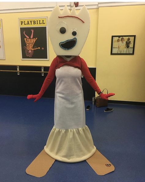 Forky costume Forky Costume Diy, Forky Costume, Diy Costumes Women, Costume Diy, Cute Costumes, Diy Costumes, Costume Ideas, Toy Story, Halloween