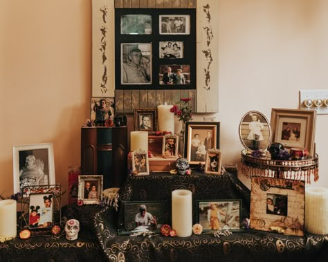 Two Times the Love | By Sue Long | Photography by Margarita Stamatelopoulos #MatthewBushong #AshleyGoss #wedding #DíadelosMuertos #ofrenda #reception Wedding Ofrenda Ideas, Ofrenda At Wedding, Ofrenda For Wedding, Wedding Ofrenda, Ofrenda Table, Memorial Altar, October Inspiration, Hispanic Wedding, Memory Table Wedding