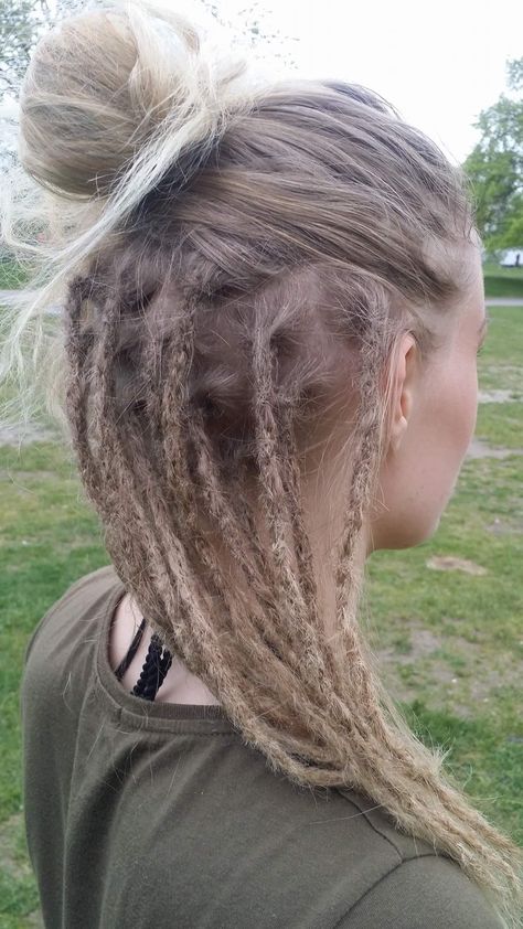 Partial dreads with extensions by Implexa dreads Partial Dread Extensions, Dreads With Extensions, Half Dreads Partial Dreadlocks, Partial Dreads Short Hair, Dreads Undercut, Half Dreaded Hair, Half Dreads, Dreads Short Hair, Partial Dreads