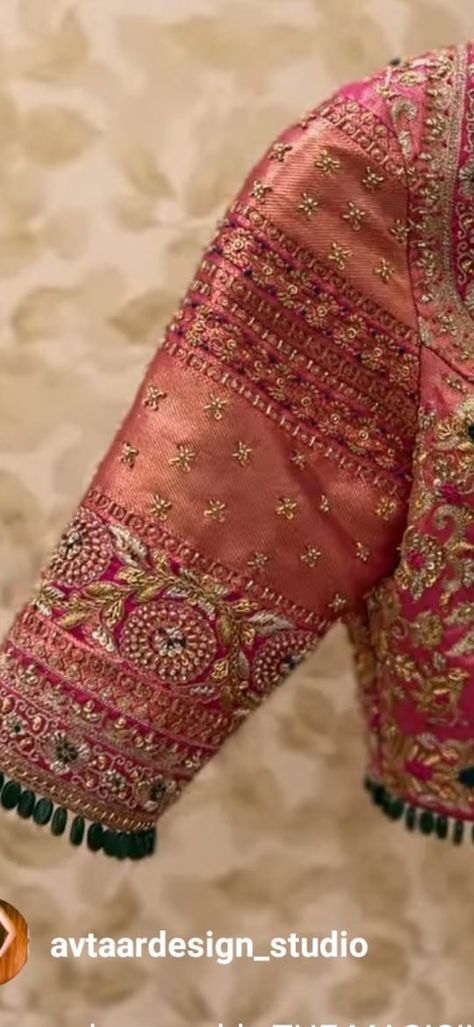 Butta Maggam Work Designs, Heavy Work Sarees Wedding, Pink And Gold Blouse Designs, Bride Maggam Work Blouse Designs, Saree Edge Designs, Wedding Maggam Work Blouse Designs, Pink Saree Green Blouse, Pink Bridal Blouse Designs, Aari Maggam Work Blouse Designs