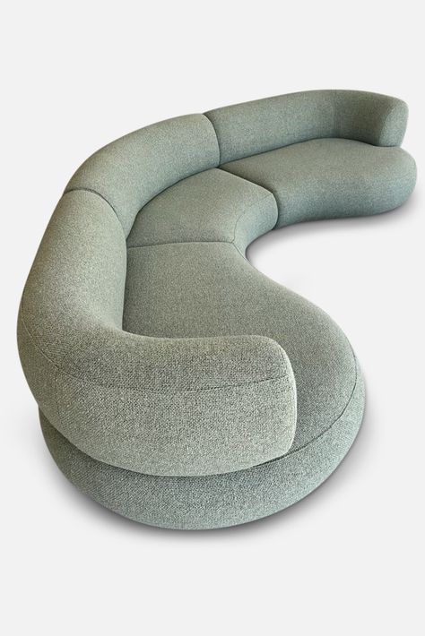 The Eclipse modular sofa with 3 pieces - left end, 60 degree curve, right end - shown in Green/Grey fabric. Rounded Furniture, Chinese Sofa, Sofa Factory, Curved Couch, Modern Modular Sofas, Round Furniture, Wall Lamp Design, Modular Lounges, Sofa Set Designs