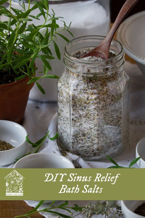 Herbal Remedies For Sinusitis, Herbal Bath Recipes, Herbal Bath Salts, Rose Bath Salts, Bath Salts Recipe, Homemade Spa, Spa Items, Sinus Relief, Bath Recipes