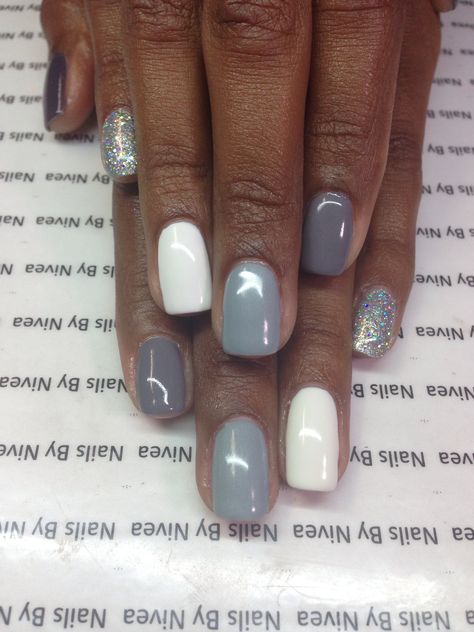 Grey And White Nails Ideas, Gray Nails Ideas, Grey Blue Nails, Gray Winter Nails, Grey And White Nails, Blue Grey Nails, Late Winter Nails, Nail Grey, Nails Art Easy