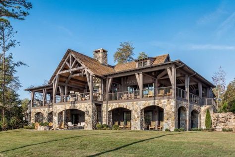 Timber frame home with farmhouse interiors overlooking Lake Keowee Rustic House Exterior, Home Design Exterior, Rustic Home Exterior, Back Of House, Timber Frame Home, Lake Keowee, Timber Frames, Rustic Exterior, Modern Rustic Homes