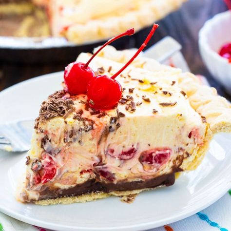 Cherry Almond Mousse Pie Cherry Almond Pie, Almond Mousse, Maraschino Cherries Recipes, Summer Pies, Almond Pie, Mousse Pie, Almond Macaroons, Favorite Pie Recipes, Buttery Pie Crust